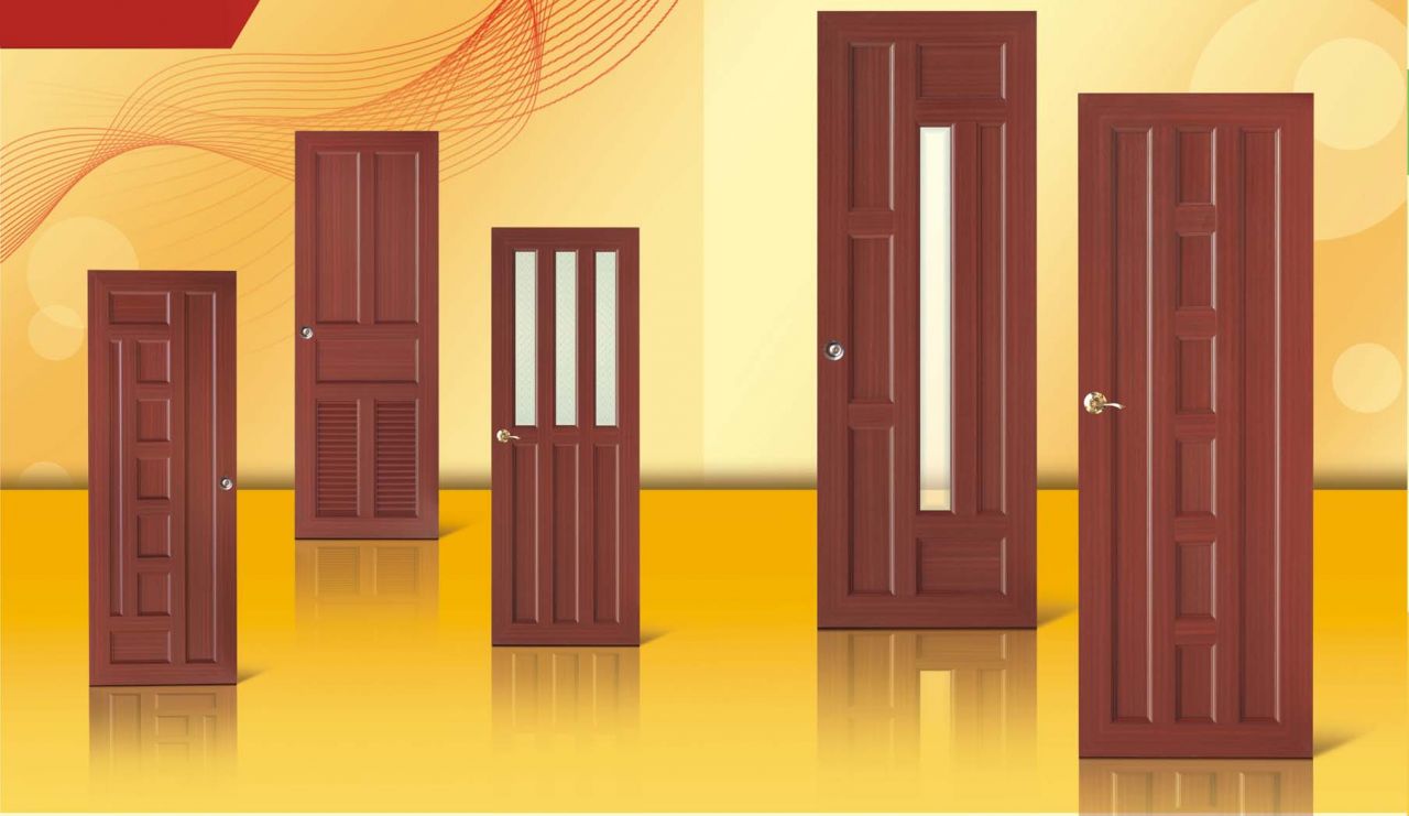 Cửa gỗ tự nhiên giá rẻ tại Tân Bình