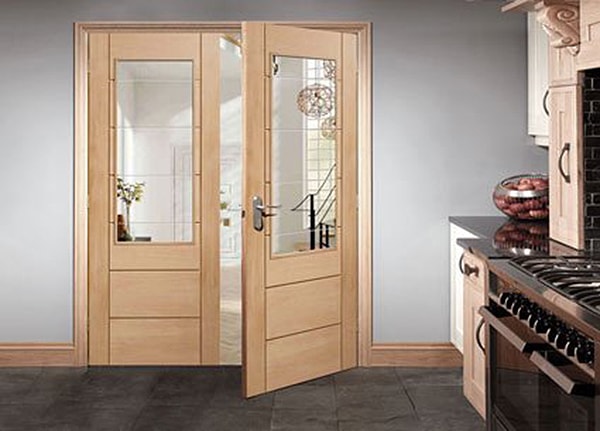 Không gian nào phù hợp với mẫu cửa thép vân gỗ hai cánh