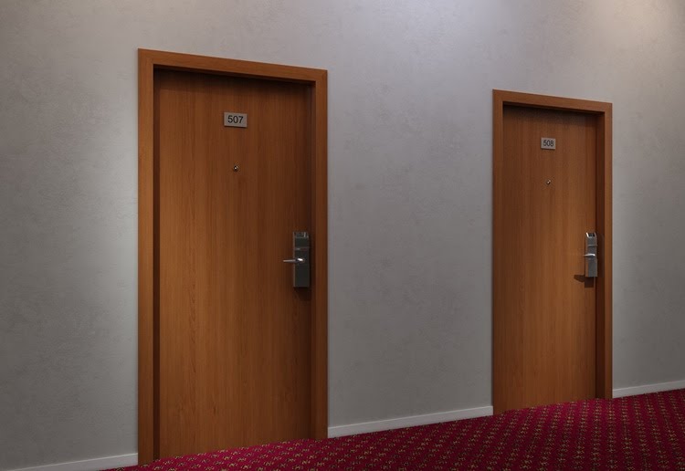 Những lỗi hay gặp với cửa gỗ công nghiệp và cách xử lý