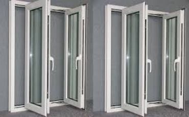 Nên dùng cửa nhôm hệ hay cửa nhựa lõi thép?